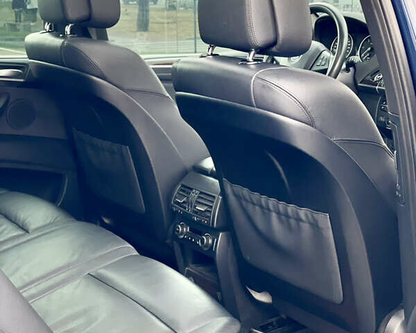 Синий БМВ Х5, объемом двигателя 3 л и пробегом 215 тыс. км за 18000 $, фото 14 на Automoto.ua