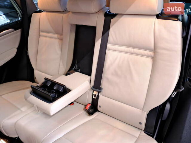 Синій БМВ Х5, об'ємом двигуна 3 л та пробігом 190 тис. км за 12900 $, фото 37 на Automoto.ua