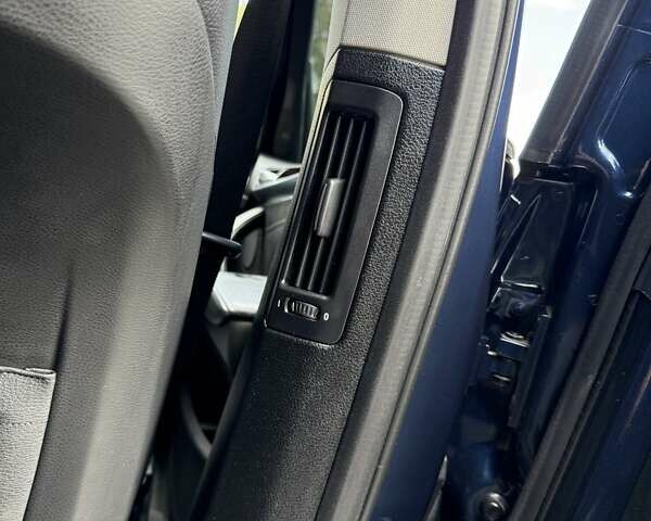Синій БМВ Х5, об'ємом двигуна 2.99 л та пробігом 175 тис. км за 20900 $, фото 42 на Automoto.ua