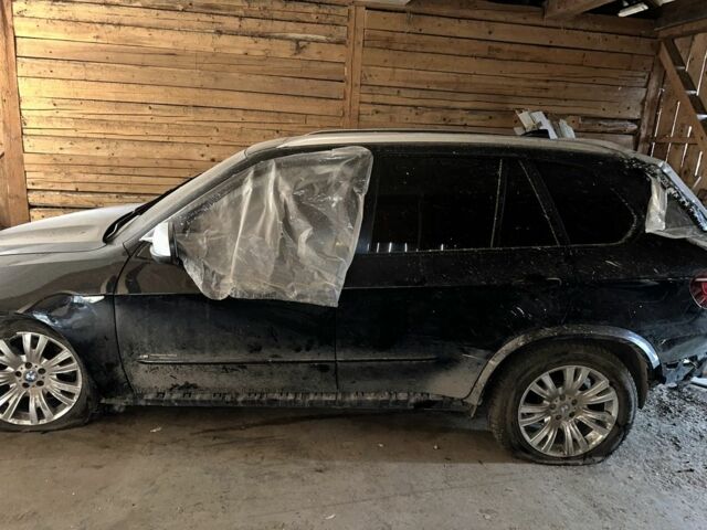Синий БМВ Х5, объемом двигателя 0 л и пробегом 280 тыс. км за 10000 $, фото 1 на Automoto.ua