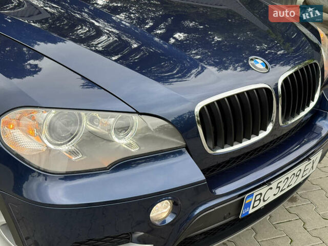 Синий БМВ Х5, объемом двигателя 3 л и пробегом 161 тыс. км за 13000 $, фото 25 на Automoto.ua