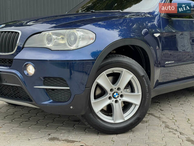 Синий БМВ Х5, объемом двигателя 3 л и пробегом 161 тыс. км за 13000 $, фото 17 на Automoto.ua