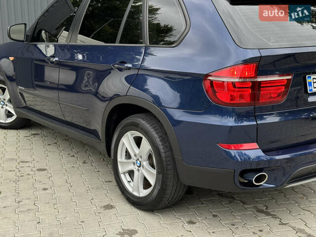 Синий БМВ Х5, объемом двигателя 3 л и пробегом 161 тыс. км за 13000 $, фото 40 на Automoto.ua