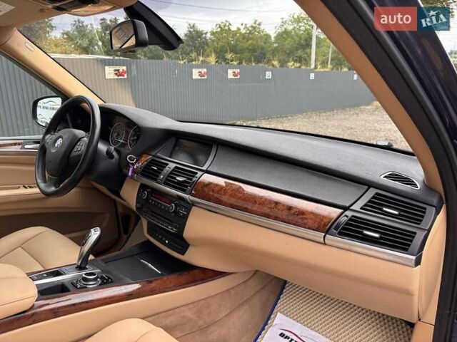 Синий БМВ Х5, объемом двигателя 2.98 л и пробегом 224 тыс. км за 13499 $, фото 23 на Automoto.ua