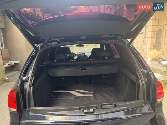 БМВ Х5 2013 в Киеве на Automoto.ua Синий БМВ Х5, объемом двигателя 2.99 л и пробегом 140 тыс. км за 37000 $, фото 47 на Automoto.ua