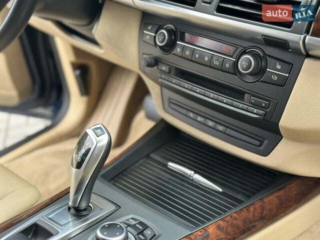 Синій БМВ Х5, об'ємом двигуна 3 л та пробігом 160 тис. км за 12950 $, фото 31 на Automoto.ua