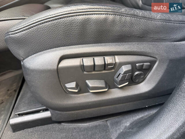 БМВ Х5 2013 в Киеве на Automoto.ua Синий БМВ Х5, объемом двигателя 2.99 л и пробегом 140 тыс. км за 37000 $, фото 34 на Automoto.ua