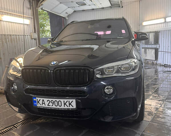 БМВ Х5 2013 в Киеве на Automoto.ua Синий БМВ Х5, объемом двигателя 2.99 л и пробегом 140 тыс. км за 37000 $, фото 76 на Automoto.ua