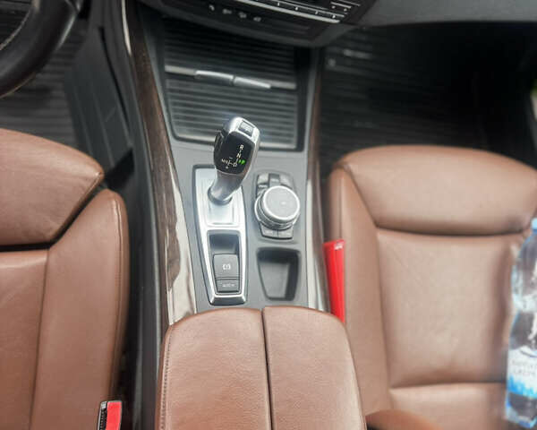 Синий БМВ Х5, объемом двигателя 3 л и пробегом 260 тыс. км за 21000 $, фото 8 на Automoto.ua