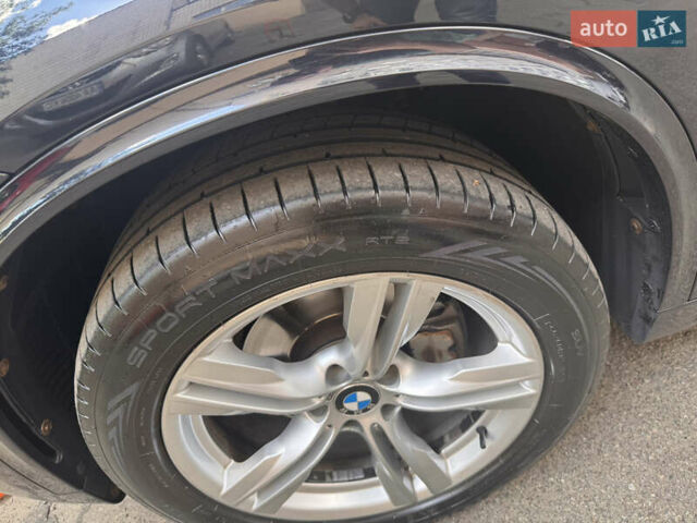 БМВ Х5 2013 в Киеве на Automoto.ua Синий БМВ Х5, объемом двигателя 2.99 л и пробегом 140 тыс. км за 37000 $, фото 33 на Automoto.ua