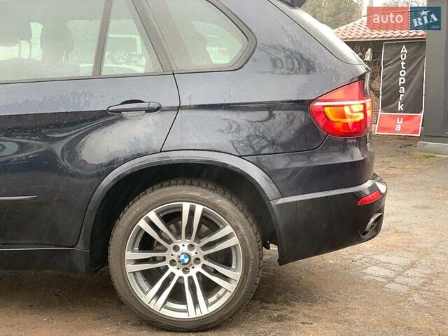 Синій БМВ Х5, об'ємом двигуна 3 л та пробігом 197 тис. км за 16290 $, фото 13 на Automoto.ua