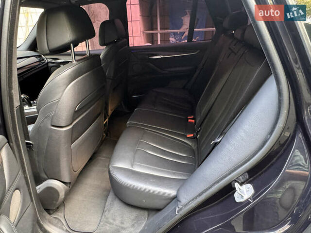 БМВ Х5 2013 в Киеве на Automoto.ua Синий БМВ Х5, объемом двигателя 2.99 л и пробегом 140 тыс. км за 37000 $, фото 64 на Automoto.ua