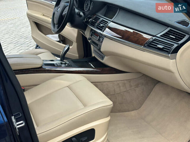 Синій БМВ Х5, об'ємом двигуна 3 л та пробігом 160 тис. км за 12950 $, фото 38 на Automoto.ua