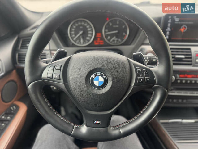Синий БМВ Х5, объемом двигателя 3 л и пробегом 260 тыс. км за 21000 $, фото 2 на Automoto.ua