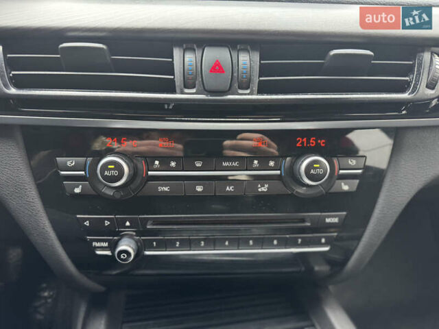 Синій БМВ Х5, об'ємом двигуна 2.99 л та пробігом 206 тис. км за 23400 $, фото 32 на Automoto.ua