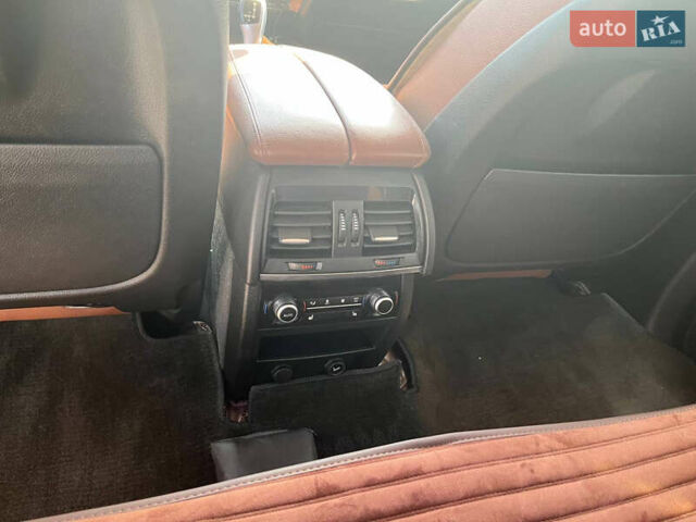 Синій БМВ Х5, об'ємом двигуна 2.98 л та пробігом 171 тис. км за 22977 $, фото 13 на Automoto.ua