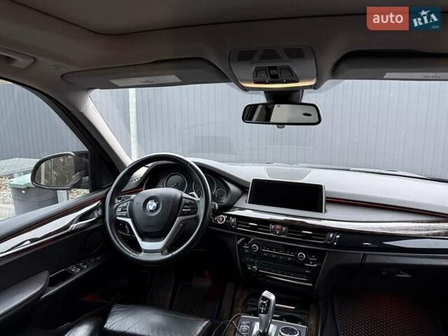 Синій БМВ Х5, об'ємом двигуна 3 л та пробігом 300 тис. км за 28700 $, фото 5 на Automoto.ua