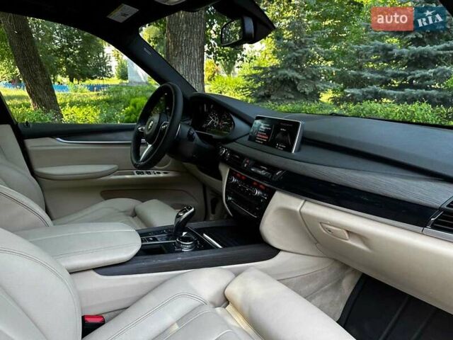 Синій БМВ Х5, об'ємом двигуна 3 л та пробігом 222 тис. км за 30990 $, фото 34 на Automoto.ua