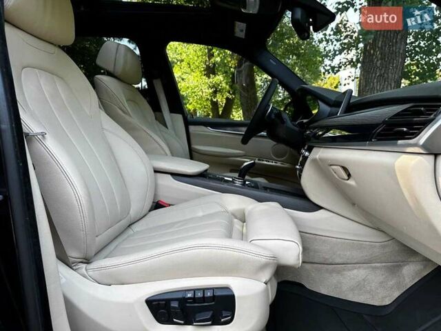 Синій БМВ Х5, об'ємом двигуна 3 л та пробігом 222 тис. км за 30990 $, фото 32 на Automoto.ua