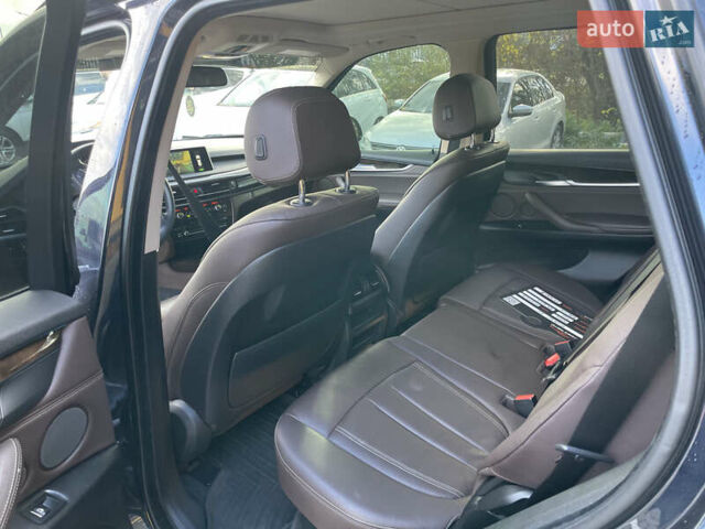 Синий БМВ Х5, объемом двигателя 2.99 л и пробегом 258 тыс. км за 21000 $, фото 5 на Automoto.ua