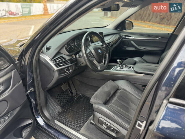 Синій БМВ Х5, об'ємом двигуна 2.99 л та пробігом 206 тис. км за 23400 $, фото 13 на Automoto.ua