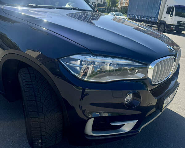 Синій БМВ Х5, об'ємом двигуна 2.99 л та пробігом 114 тис. км за 35000 $, фото 7 на Automoto.ua
