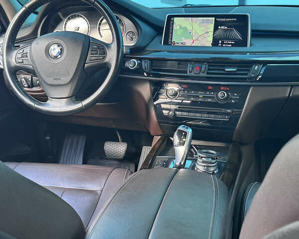 Синий БМВ Х5, объемом двигателя 2.99 л и пробегом 181 тыс. км за 25000 $, фото 13 на Automoto.ua