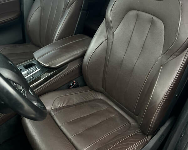 Синий БМВ Х5, объемом двигателя 3 л и пробегом 197 тыс. км за 32000 $, фото 32 на Automoto.ua
