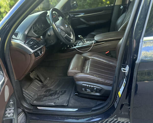 Синий БМВ Х5, объемом двигателя 2.99 л и пробегом 133 тыс. км за 38000 $, фото 33 на Automoto.ua