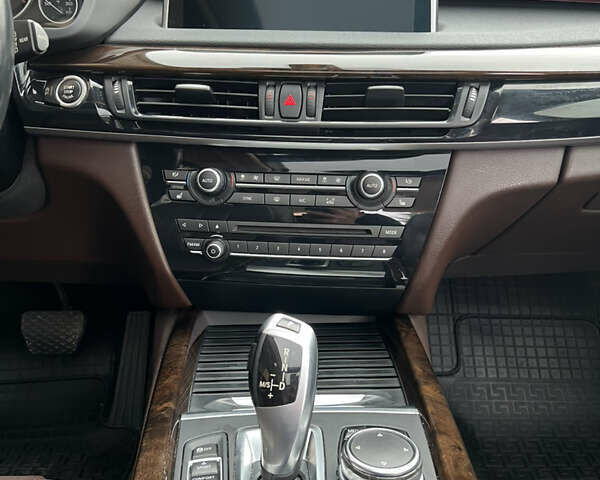 Синий БМВ Х5, объемом двигателя 2.98 л и пробегом 249 тыс. км за 18500 $, фото 44 на Automoto.ua