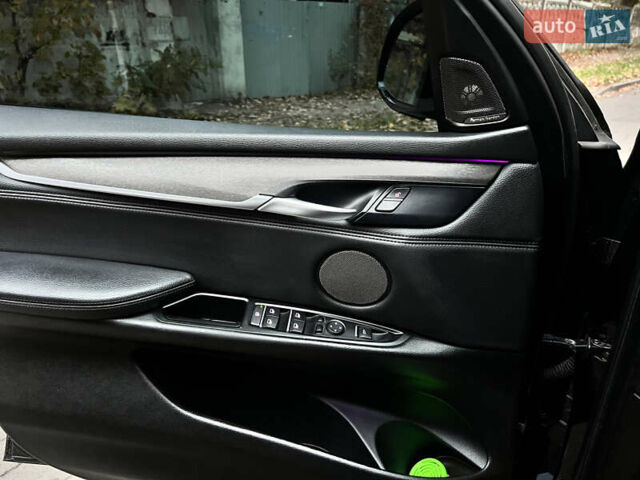 Синий БМВ Х5, объемом двигателя 2.99 л и пробегом 310 тыс. км за 33000 $, фото 20 на Automoto.ua