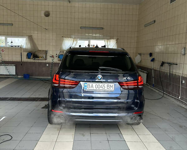 Синий БМВ Х5, объемом двигателя 2.98 л и пробегом 225 тыс. км за 23000 $, фото 9 на Automoto.ua