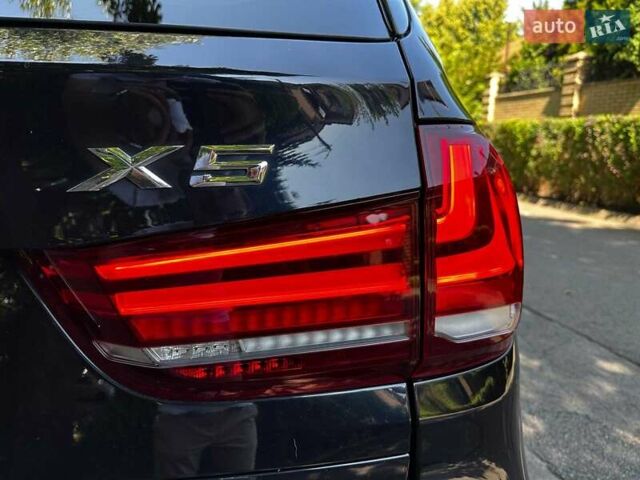 Синій БМВ Х5, об'ємом двигуна 3 л та пробігом 222 тис. км за 30990 $, фото 6 на Automoto.ua