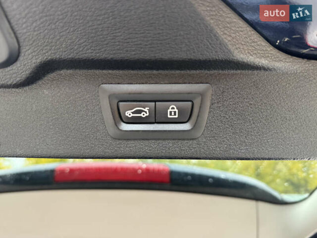 Синій БМВ Х5, об'ємом двигуна 2.99 л та пробігом 206 тис. км за 23400 $, фото 18 на Automoto.ua