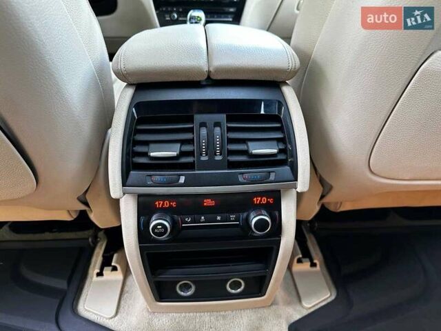 Синій БМВ Х5, об'ємом двигуна 3 л та пробігом 222 тис. км за 30990 $, фото 26 на Automoto.ua