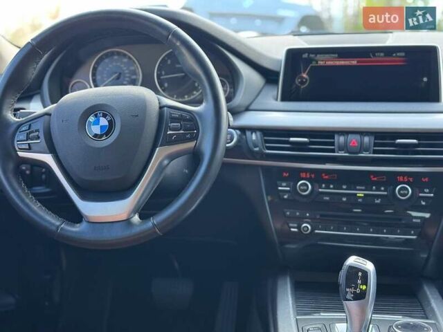 Синій БМВ Х5, об'ємом двигуна 3 л та пробігом 248 тис. км за 26000 $, фото 7 на Automoto.ua