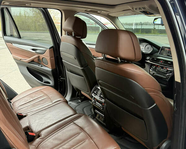 Синий БМВ Х5, объемом двигателя 3 л и пробегом 215 тыс. км за 21000 $, фото 17 на Automoto.ua