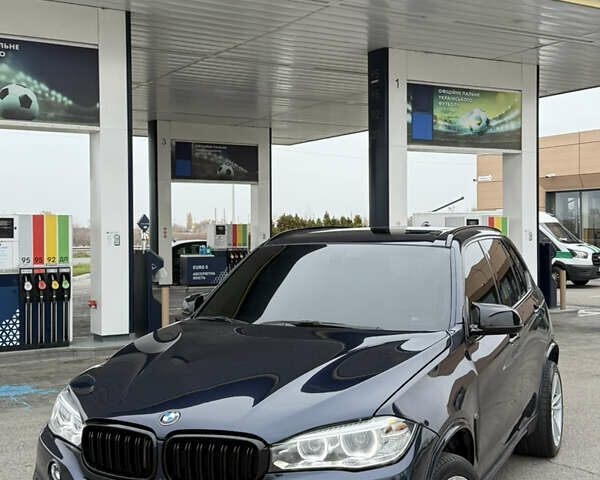 Синий БМВ Х5, объемом двигателя 3 л и пробегом 215 тыс. км за 21000 $, фото 9 на Automoto.ua
