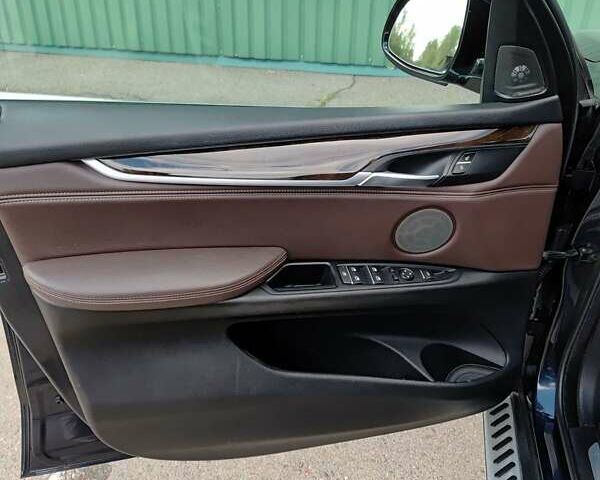Синий БМВ Х5, объемом двигателя 3 л и пробегом 263 тыс. км за 23800 $, фото 39 на Automoto.ua