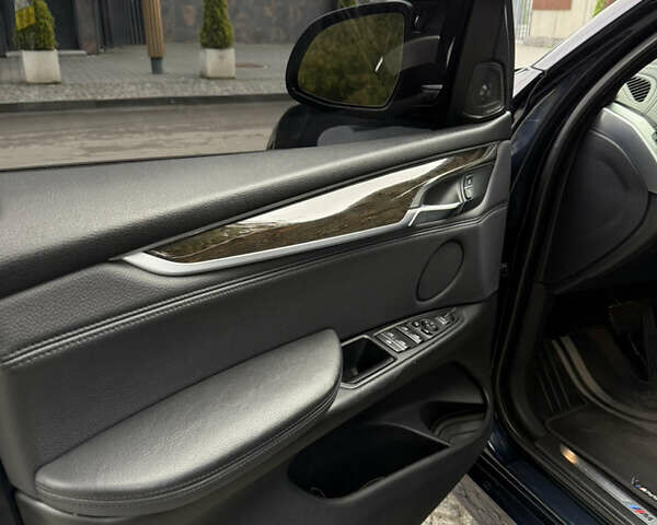 Синий БМВ Х5, объемом двигателя 2.98 л и пробегом 180 тыс. км за 24000 $, фото 18 на Automoto.ua