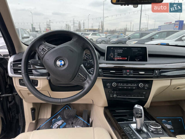 Синій БМВ Х5, об'ємом двигуна 2.98 л та пробігом 263 тис. км за 16000 $, фото 7 на Automoto.ua
