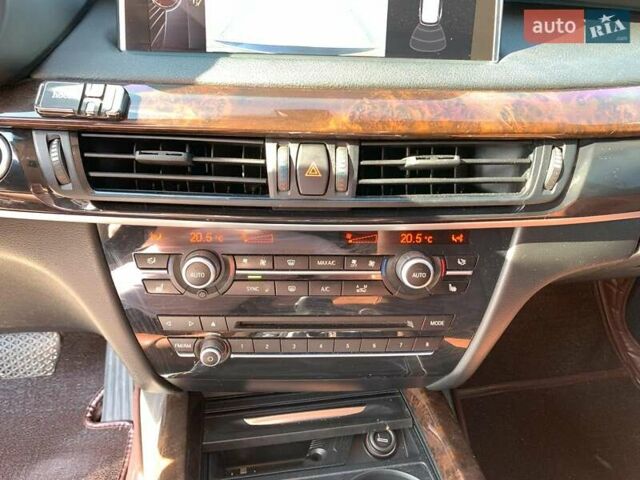 Синий БМВ Х5, объемом двигателя 3 л и пробегом 260 тыс. км за 27480 $, фото 33 на Automoto.ua