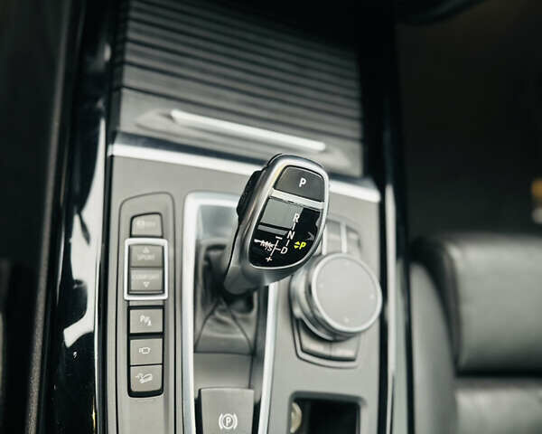 Синий БМВ Х5, объемом двигателя 2.99 л и пробегом 255 тыс. км за 36700 $, фото 7 на Automoto.ua