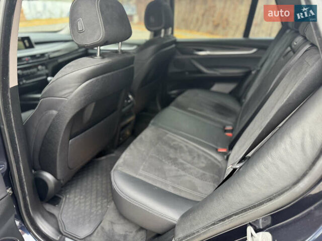 Синій БМВ Х5, об'ємом двигуна 2.99 л та пробігом 206 тис. км за 23400 $, фото 33 на Automoto.ua