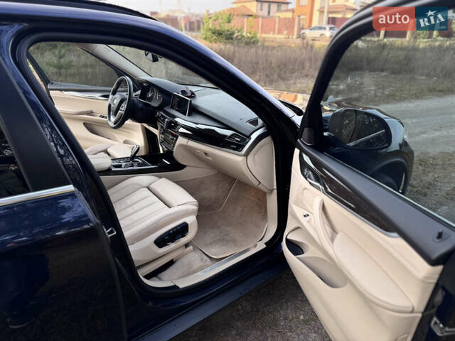 Синий БМВ Х5, объемом двигателя 2.99 л и пробегом 306 тыс. км за 23500 $, фото 12 на Automoto.ua