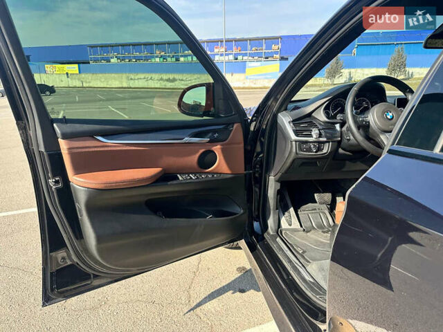Синій БМВ Х5, об'ємом двигуна 2.99 л та пробігом 252 тис. км за 25500 $, фото 8 на Automoto.ua