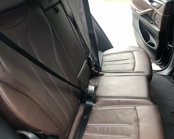 Синий БМВ Х5, объемом двигателя 2.99 л и пробегом 296 тыс. км за 25750 $, фото 28 на Automoto.ua