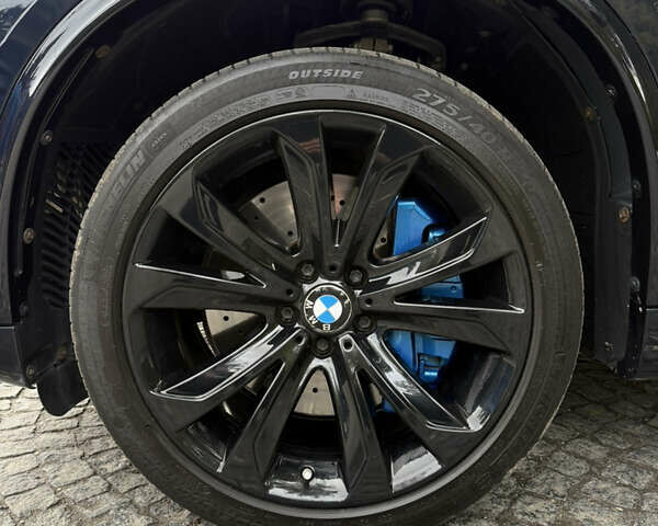 Синий БМВ Х5, объемом двигателя 2.98 л и пробегом 180 тыс. км за 24000 $, фото 15 на Automoto.ua