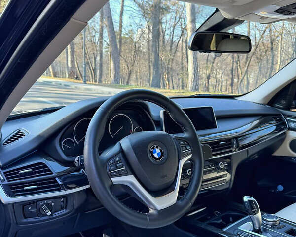 Синій БМВ Х5, об'ємом двигуна 2.98 л та пробігом 215 тис. км за 27000 $, фото 6 на Automoto.ua