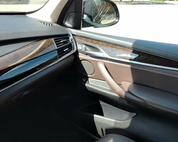 Синий БМВ Х5, объемом двигателя 3 л и пробегом 263 тыс. км за 23800 $, фото 60 на Automoto.ua